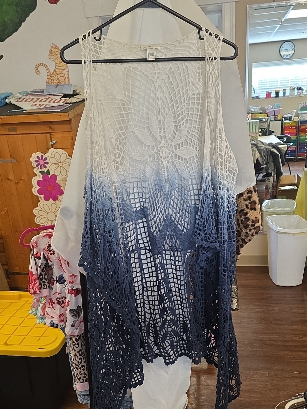 Cato Crochet Ombre Sleeveless Vest in White and Navy